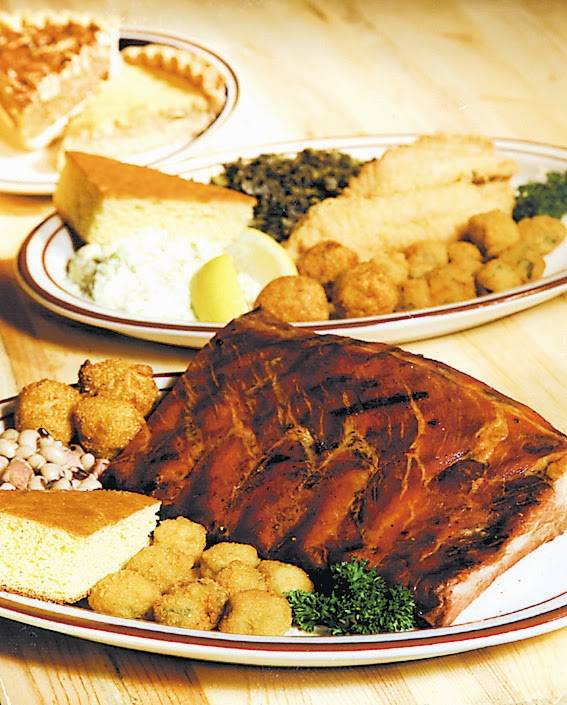 Carolina Kitchen & BBQ Co. | restaurant | 950 Glendale Ave, Sparks, NV 89431, USA | 7753594776 OR +1 775-359-4776