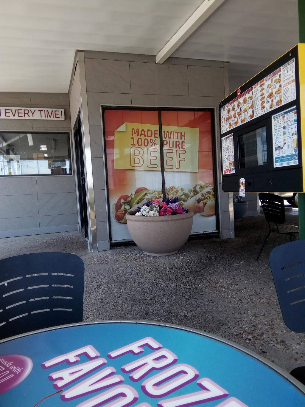 Sonic Drive-In | restaurant | 10802 E US Hwy 40 E, Independence, MO 64055, USA | 8167375599 OR +1 816-737-5599