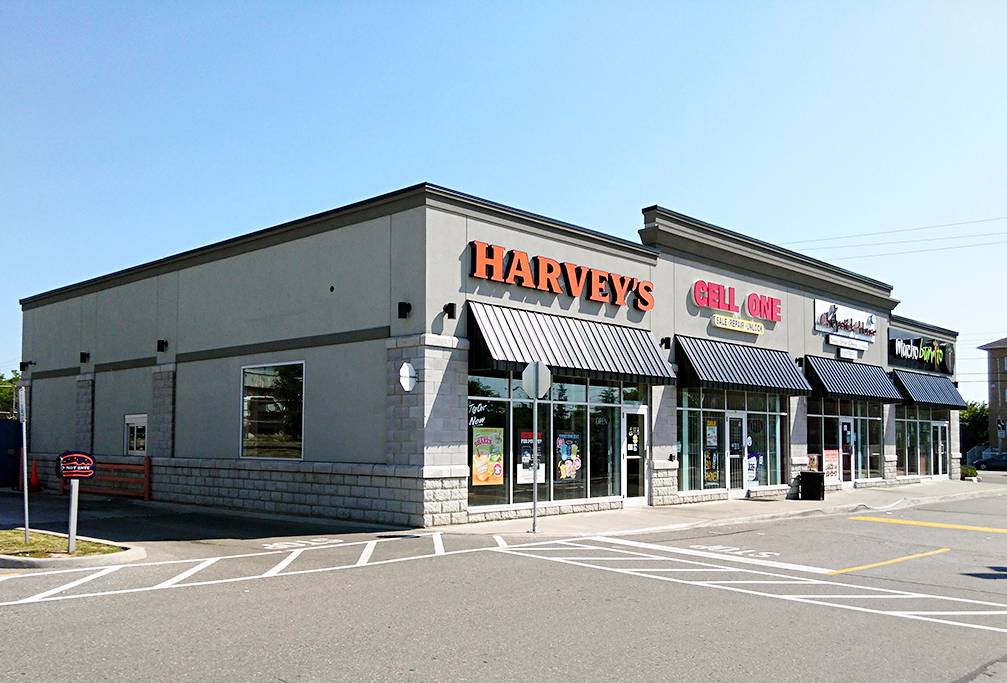 Harveys | restaurant | 1780 Markham Rd, Scarborough, ON M1B 2W2, Canada | 4163354545 OR +1 416-335-4545