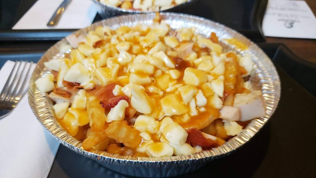 Chicking | restaurant | 1905 Rue King Ouest, Sherbrooke, QC J1J 2E5, Canada | 8198239333 OR +1 819-823-9333