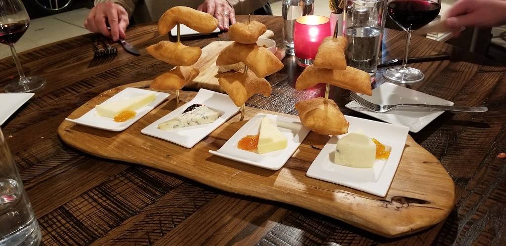 Convivio Italian Artisan Cuisine - Zionsville | restaurant | 40 S Main St, Zionsville, IN 46077, USA | 3177333600 OR +1 317-733-3600