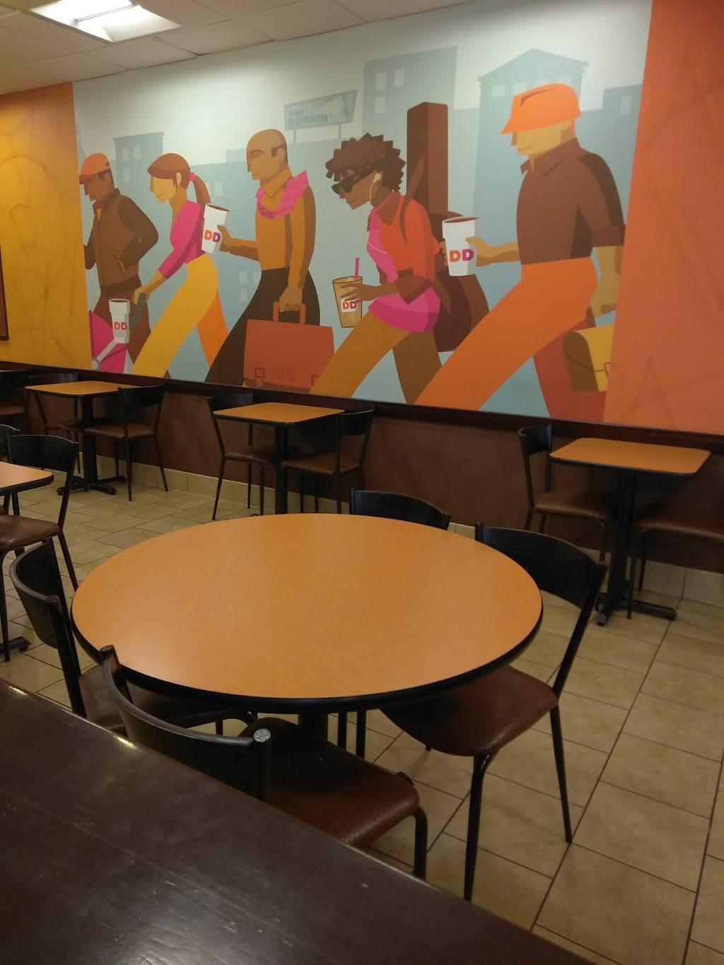 Dunkin | bakery | 893 E Main St, Meriden, CT 06450, USA | 2033790930 OR +1 203-379-0930