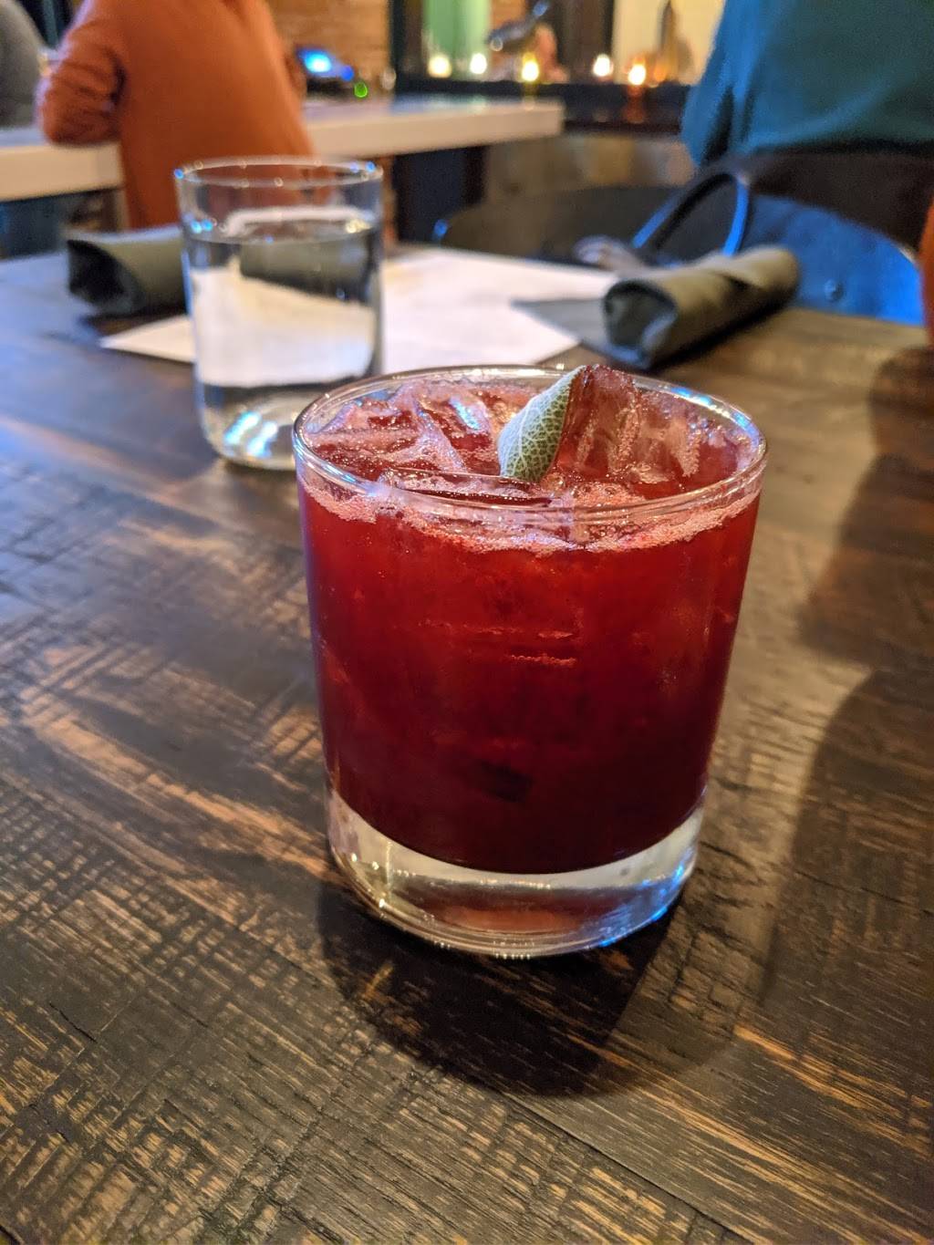 Crow Bar | restaurant | 1711 Delaware Ave, Wilmington, DE 19806, USA | 3024821241 OR +1 302-482-1241