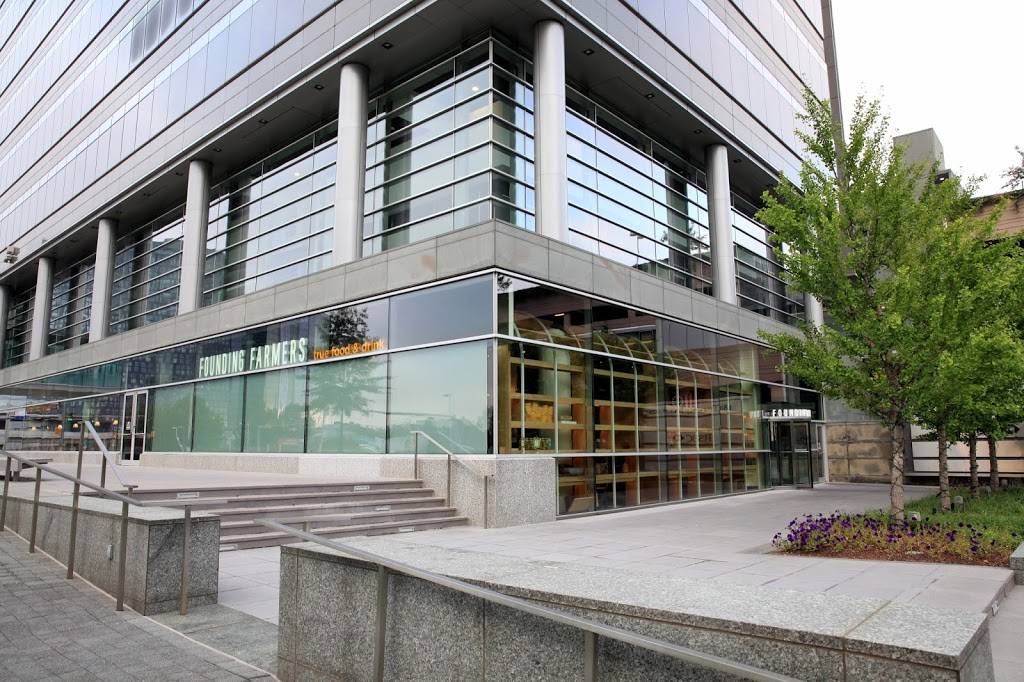 Founding Farmers Tysons | restaurant | 1800 Tysons Blvd, Tysons, VA 22102, USA | 7034428783 OR +1 703-442-8783
