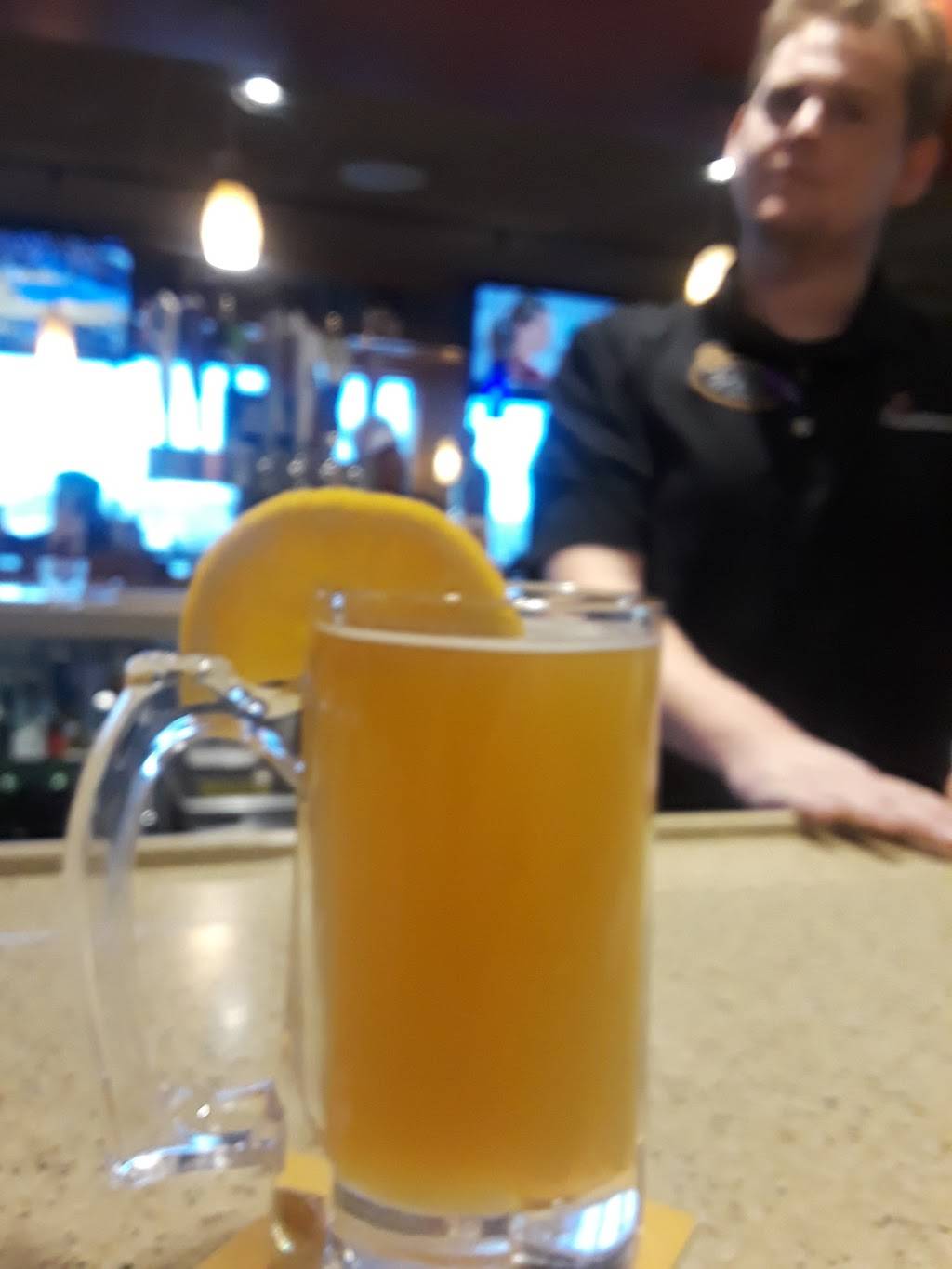 Applebees Grill + Bar | restaurant | 1251 U.S. 31 North #L-5, Greenwood, IN 46142, USA | 3178880744 OR +1 317-888-0744