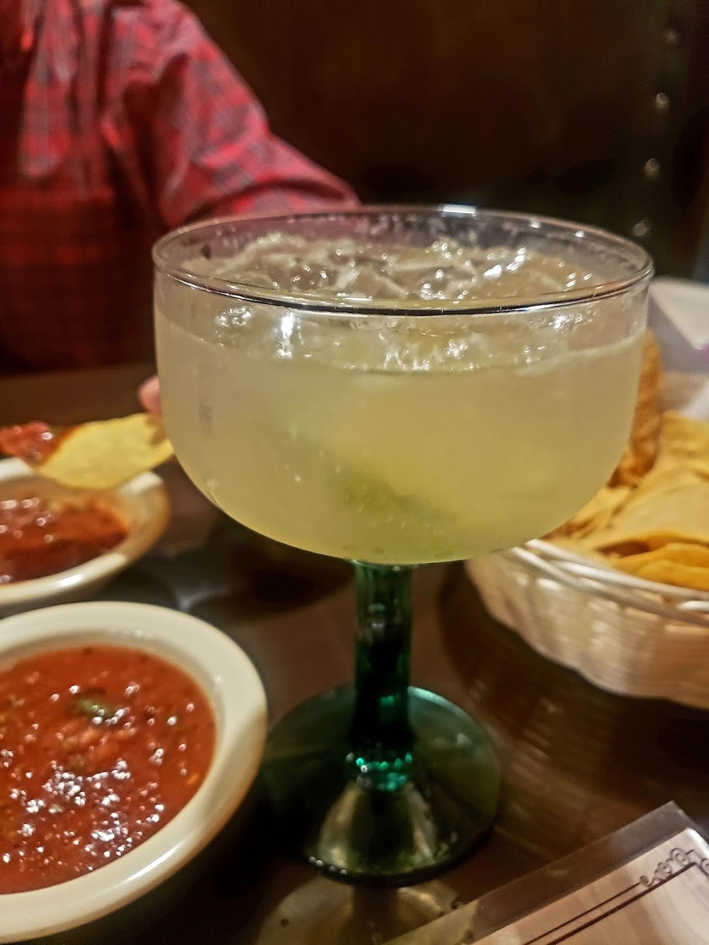 La Bamba Tacos & Tequila | restaurant | 15 Sandwich St, Plymouth, MA 02360, USA | 7743435126 OR +1 774-343-5126