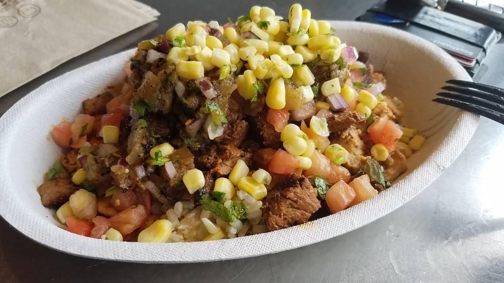 Chipotle Mexican Grill | restaurant | 2640 N Narragansett Ave Ste D1, Chicago, IL 60639, USA | 7737453912 OR +1 773-745-3912