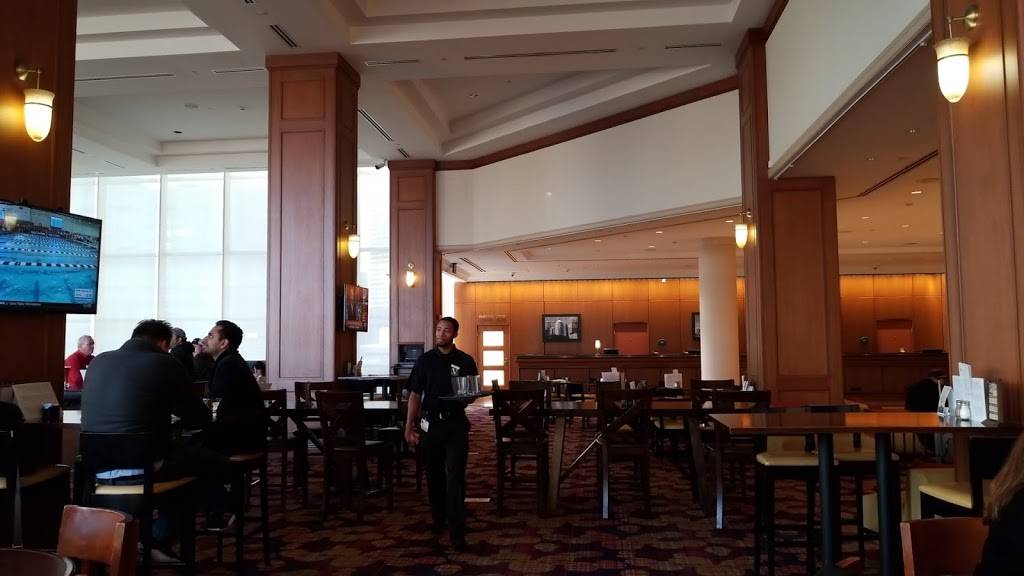 Volt | restaurant | 400 Renaissance Dr W, Detroit, MI 48243, USA | 3135688700 OR +1 313-568-8700