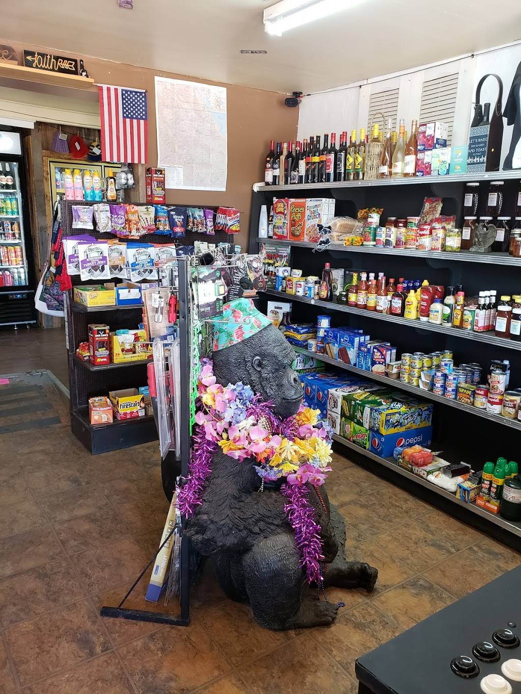 Montezuma Valley Market | restaurant | 37552 Montezuma Valley Rd, Ranchita, CA 92066, USA | 6196937536 OR +1 619-693-7536