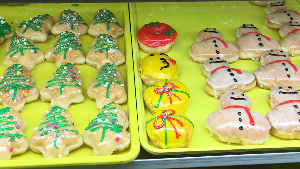 Daylight Donuts Elkhart | cafe | 402 Morton St, Elkhart, KS 67950, USA | 6206974529 OR +1 620-697-4529