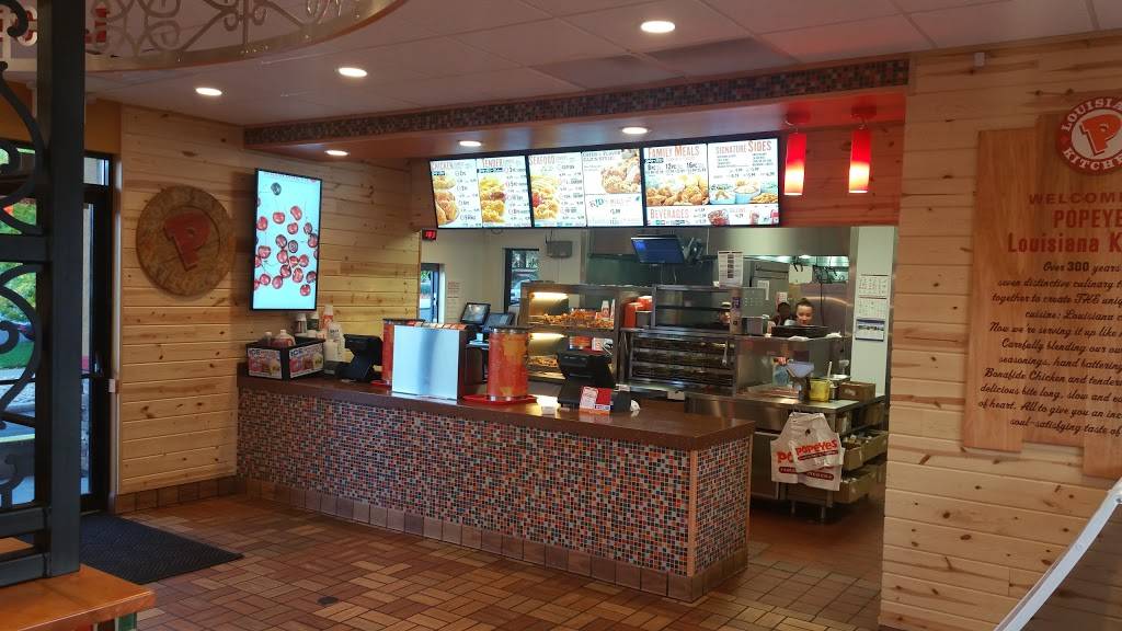 Popeyes Louisiana Kitchen | restaurant | 2122 E Colfax Ave, Denver, CO 80206, USA | 3033551505 OR +1 303-355-1505