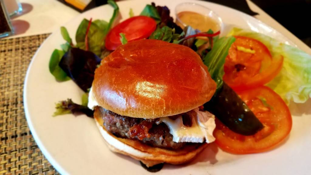 B Grill by Boa Steakhouse | restaurant | 1 World Way, Los Angeles, CA 90045, USA | 8554635252 OR +1 855-463-5252