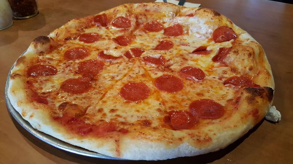 Follieros Italian Food and Pizza | restaurant | 5566 N Figueroa St, Los Angeles, CA 90042, USA | 3232540505 OR +1 323-254-0505