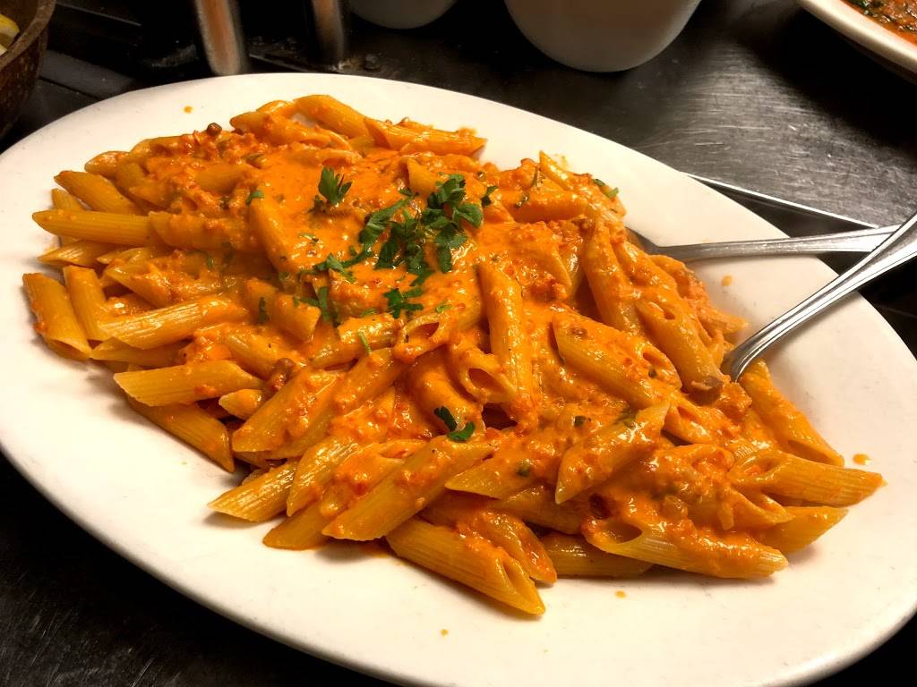 Matteos | restaurant | 416 Bedford Ave, Bellmore, NY 11710, USA | 5164091779 OR +1 516-409-1779