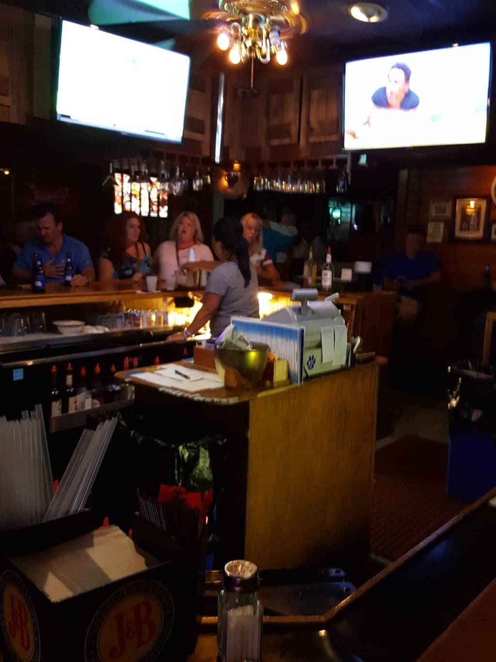 Chinoe Pub | restaurant | Chinoe Center, 1050, Chinoe Rd, Lexington, KY 40502, USA | 8592690557 OR +1 859-269-0557