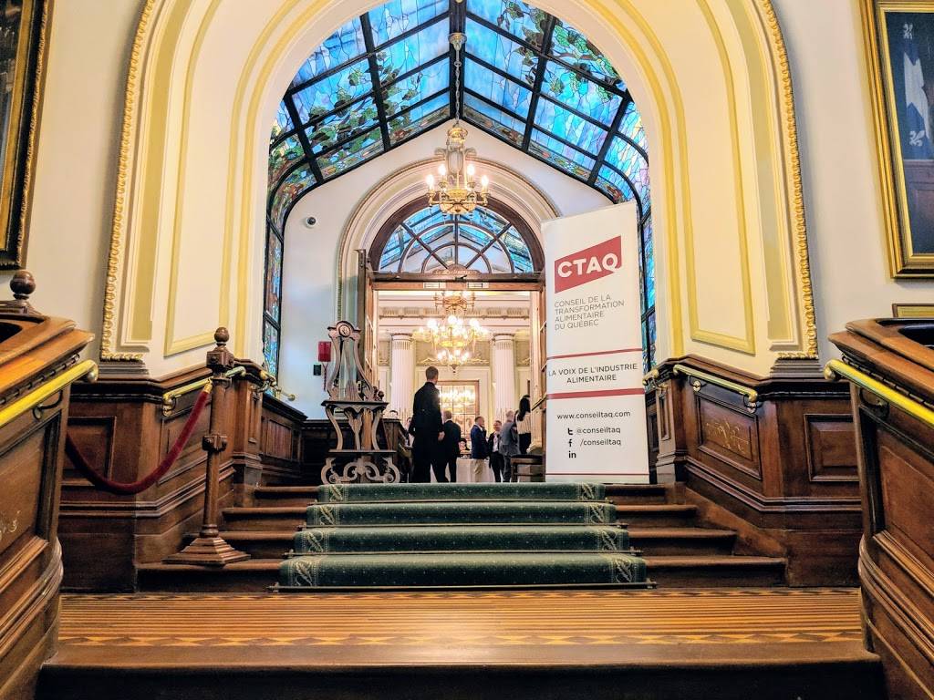 Restaurant Le Parlementaire | restaurant | 1045 Rue des Parlementaires, Québec, QC G1A 1A3, Canada | 4186436640 OR +1 418-643-6640