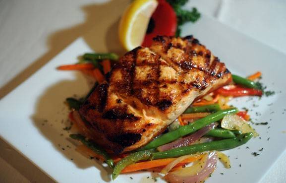 Snyders Willow Grove | restaurant | 7089 Baltimore Annapolis Blvd A, Glen Burnie, MD 21061, USA | 4106949449 OR +1 410-694-9449