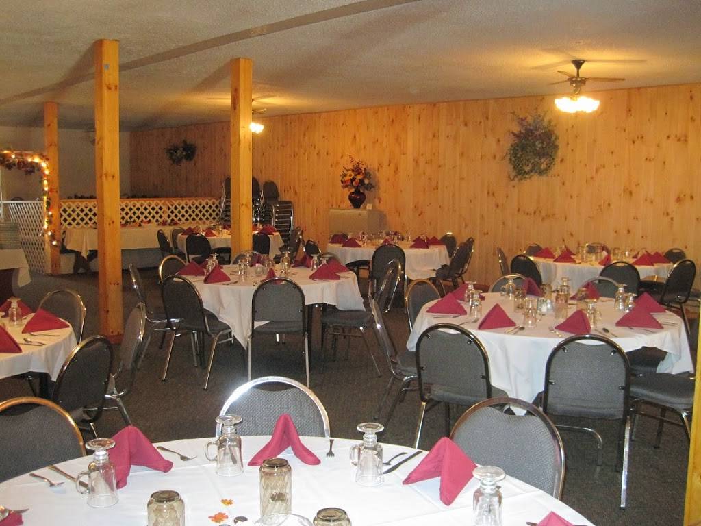 Dairy Center Motel & Restaurant | restaurant | 2445 Sampsonville Rd, Enosburg Falls, VT 05450, USA | 8029332030 OR +1 802-933-2030