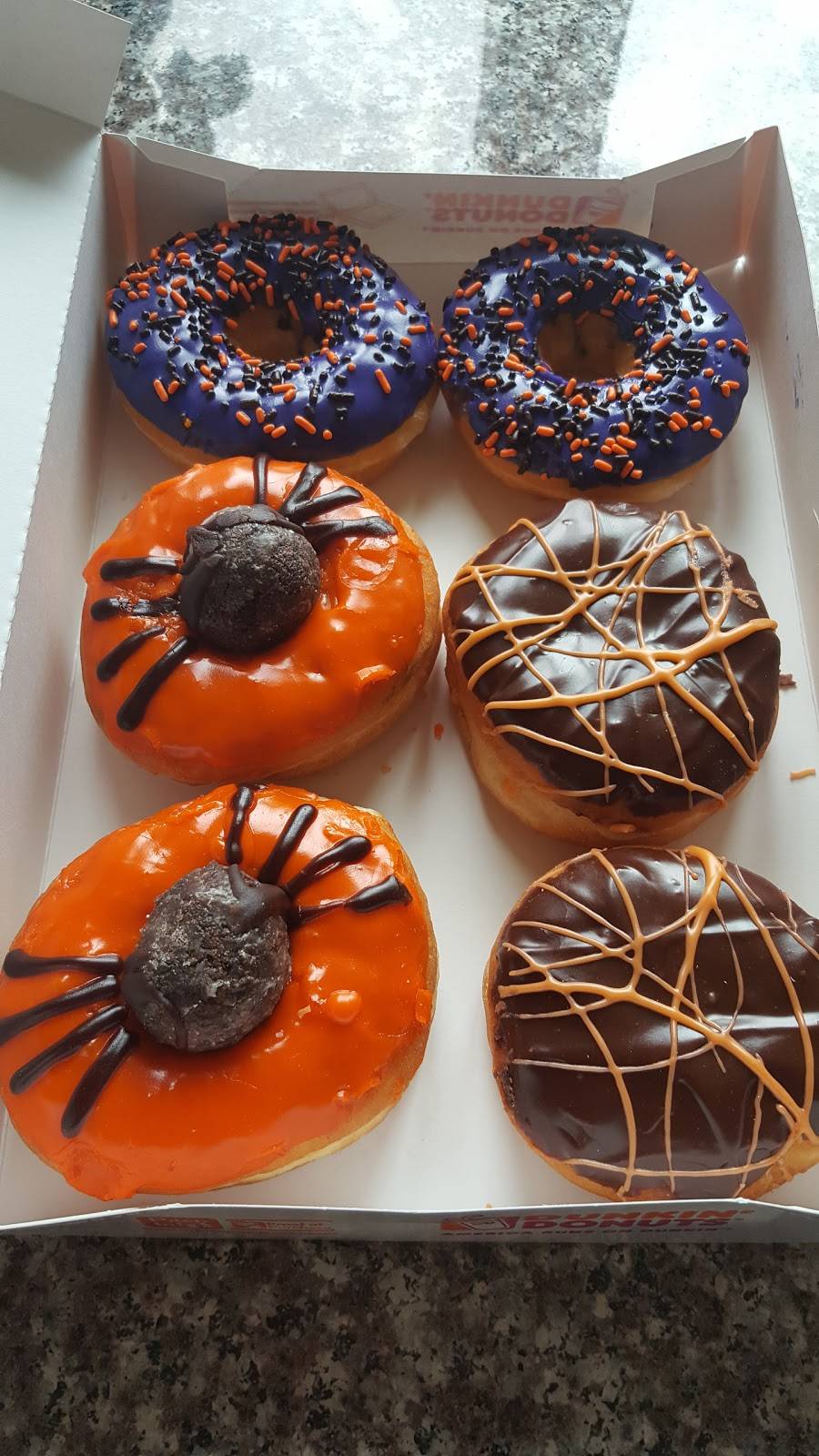 Dunkin | cafe | 106 E N Ave, Carol Stream, IL 60188, USA | 6304800760 OR +1 630-480-0760