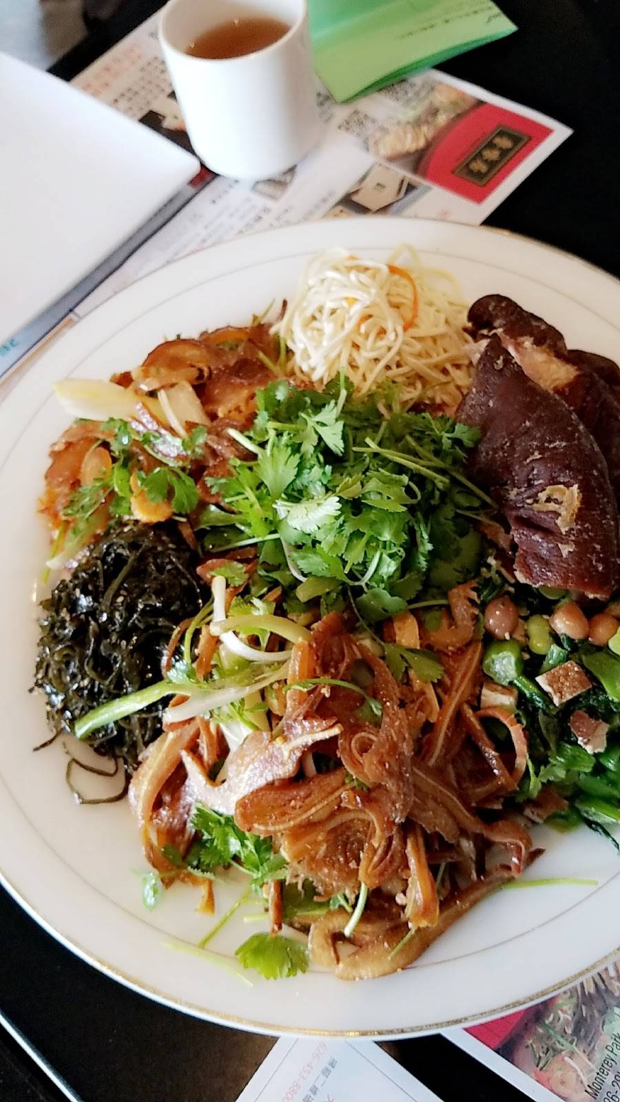 101 Noodle Express | restaurant | 1408 E Valley Blvd, Alhambra, CA 91801, USA | 6263008654 OR +1 626-300-8654