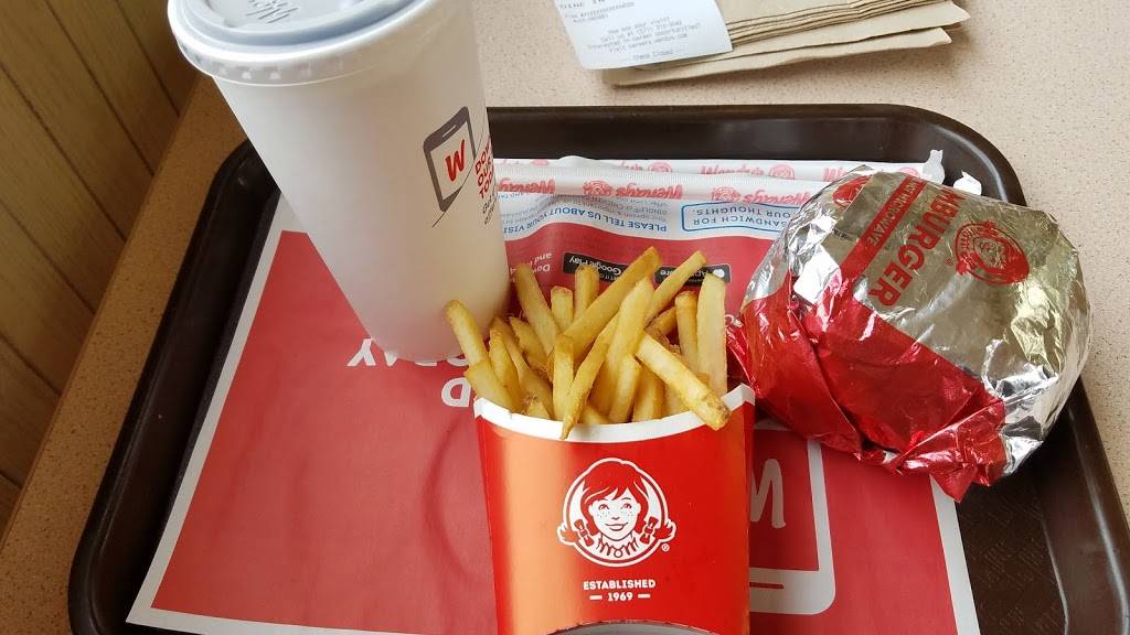Wendys | restaurant | 46350 Potomac Run Plaza, Sterling, VA 20164, USA | 5713130042 OR +1 571-313-0042