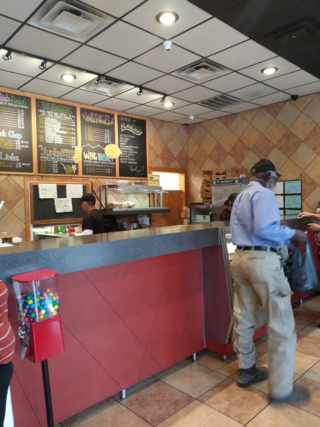 Wings & More | restaurant | 7455 S Westmoreland Rd, Dallas, TX 75237, USA | 9722830404 OR +1 972-283-0404