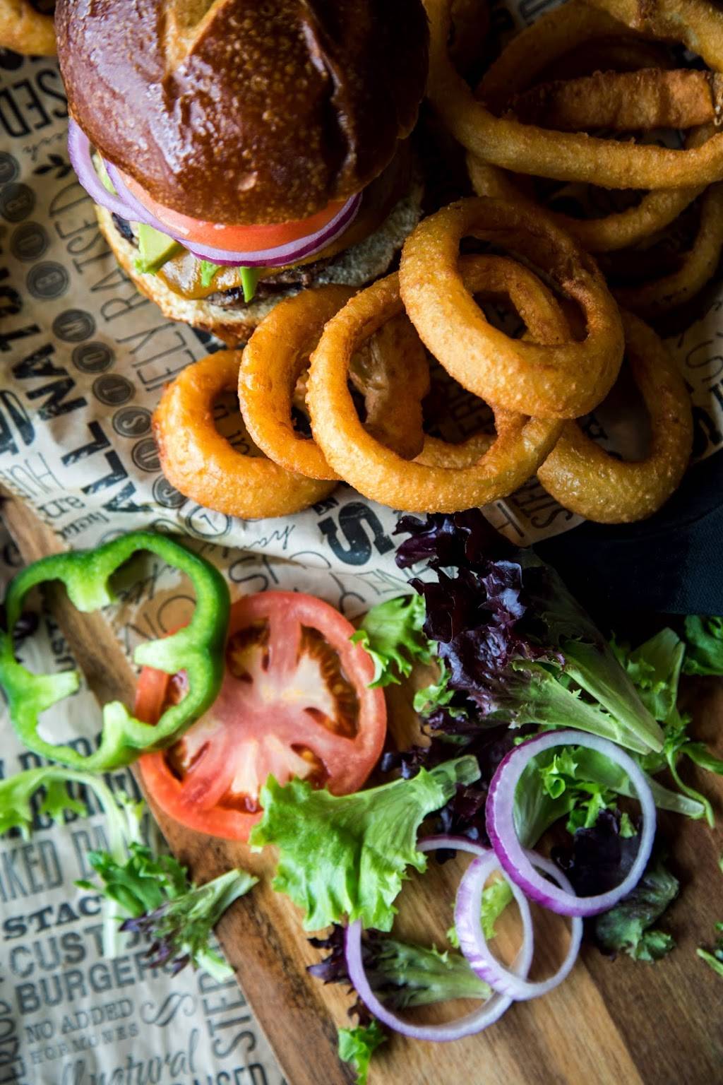 Stackd Hampton | restaurant | 5055 PA-8, Gibsonia, PA 15044, USA | 4127481384 OR +1 412-748-1384