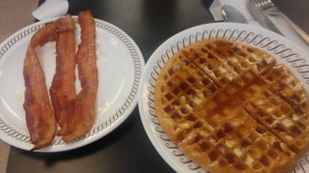 Waffle House | meal takeaway | 490 N Veterans Pkwy, Moultrie, GA 31788, USA | 2292174853 OR +1 229-217-4853
