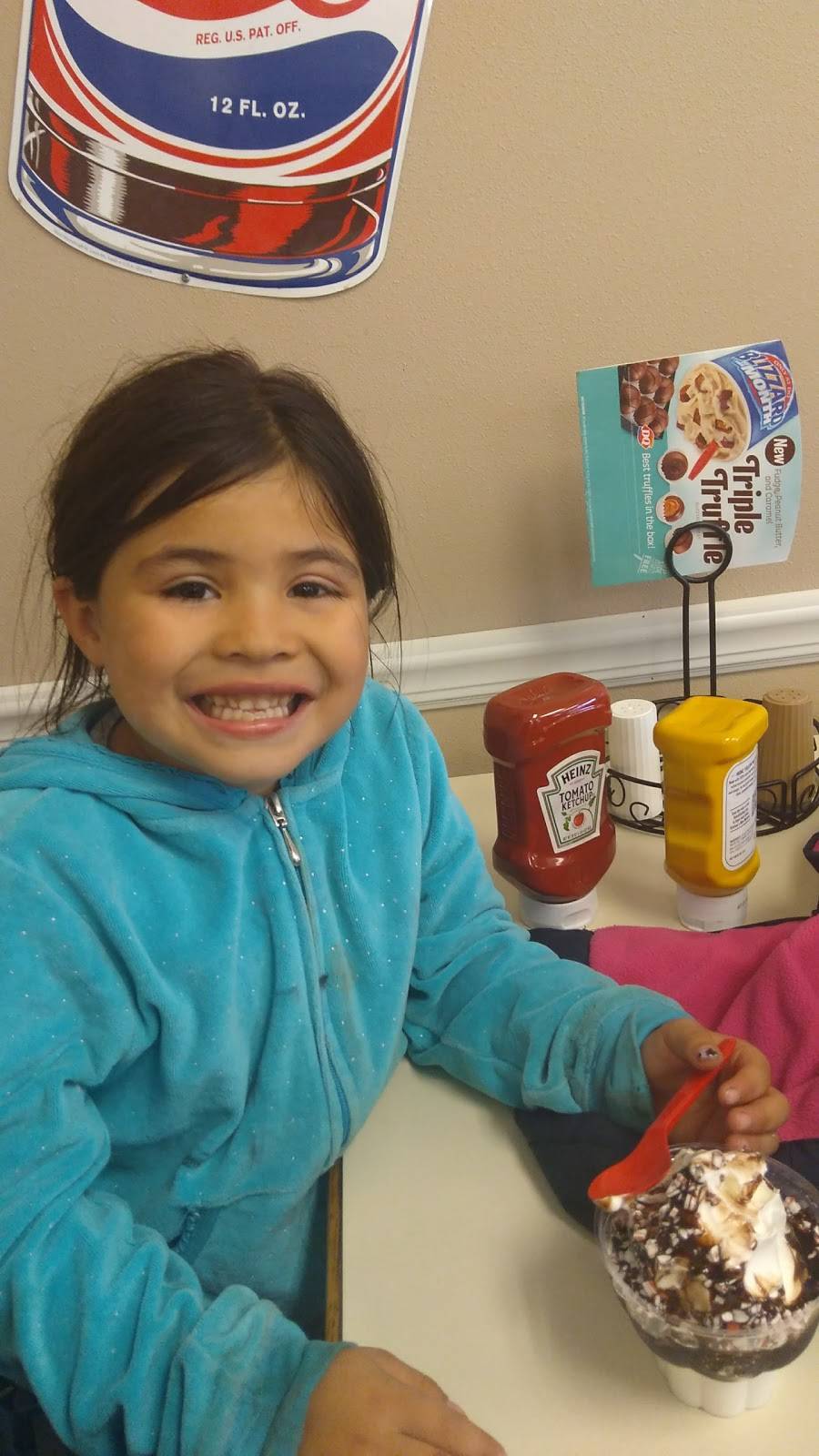 Dairy Queen | restaurant | 1703 E Central Ave, Estherville, IA 51334, USA | 7123624818 OR +1 712-362-4818