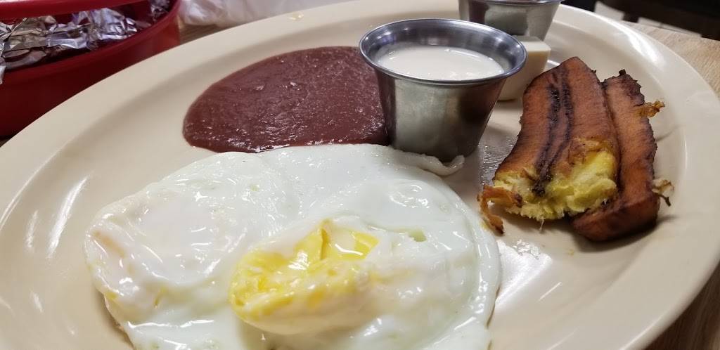 Pupuseria Y Antojitos | restaurant | 140 Fox Ave, Lewisville, TX 75067, USA | 2142224040 OR +1 214-222-4040