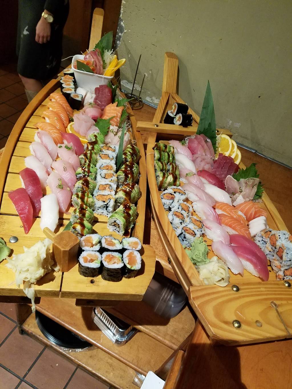 Hokka Hokka Japanese Restaurant | restaurant | 7830 Germantown Ave, Philadelphia, PA 19118, USA | 2152424489 OR +1 215-242-4489