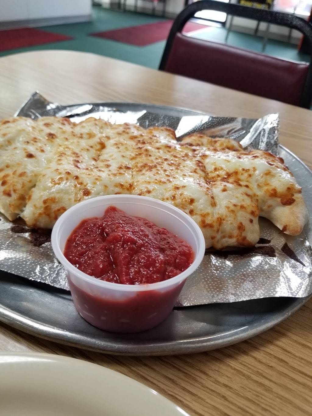 Rockys Pizza | restaurant | 104 Village Dr #3, Greeneville, TN 37745, USA | 4236387597 OR +1 423-638-7597