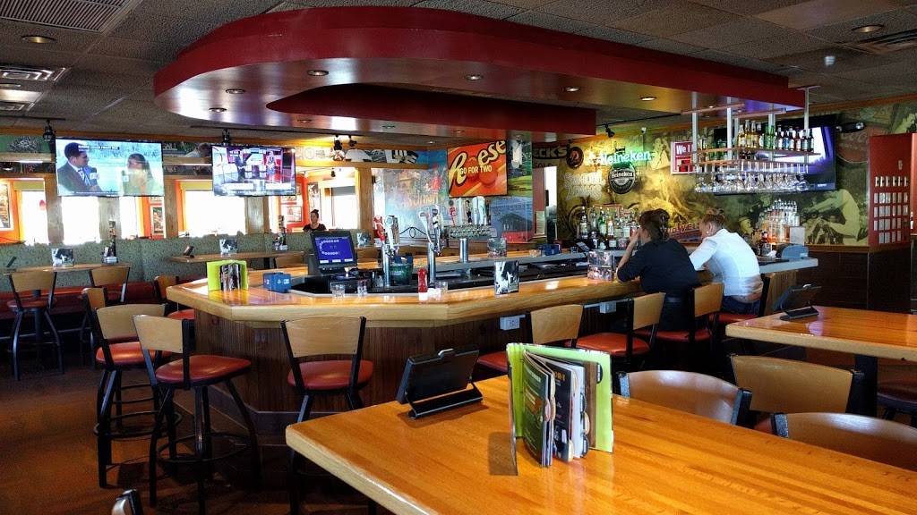Applebees Grill + Bar | restaurant | 4890 Okeechobee Rd, Fort Pierce, FL 34947, USA | 7724601444 OR +1 772-460-1444