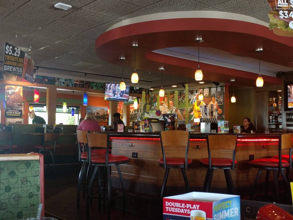 Applebees Grill + Bar | restaurant | 20705 Center Ridge Rd, Rocky River, OH 44116, USA | 4403335900 OR +1 440-333-5900