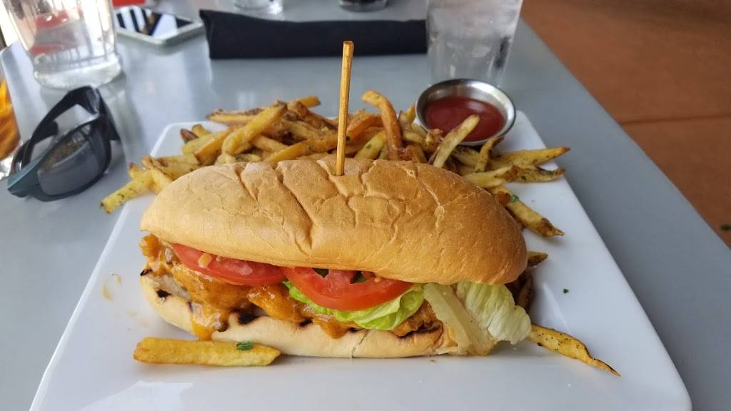 Old Blinking Light | restaurant | 9344 Dorchester St, Highlands Ranch, CO 80129, USA | 3033469797 OR +1 303-346-9797