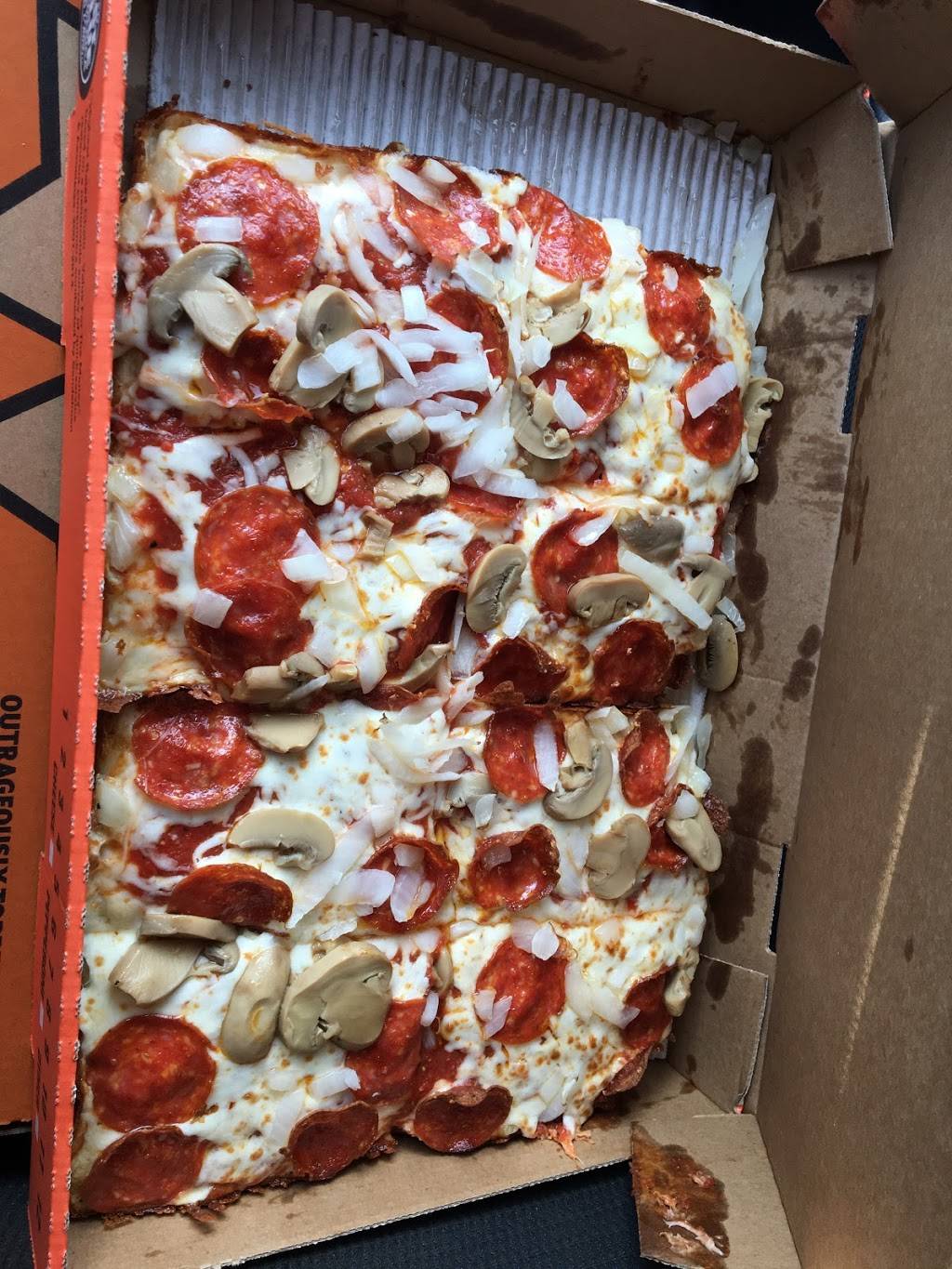 Little Caesars Pizza | meal takeaway | 5632 MacCorkle Ave SE, Charleston, WV 25304, USA | 3047200522 OR +1 304-720-0522