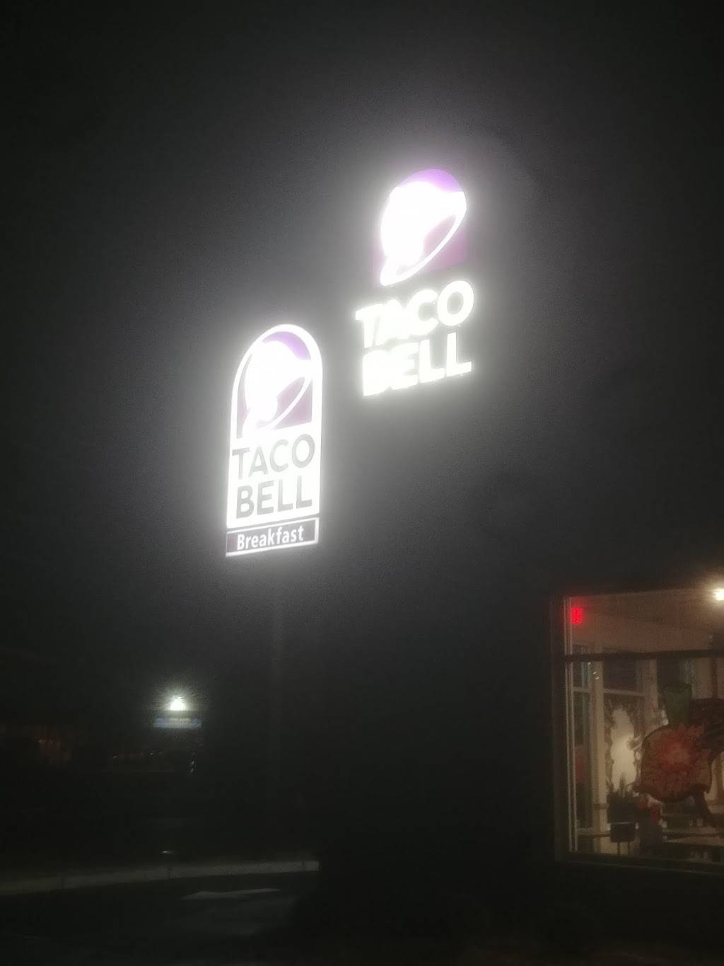 Taco Bell Cantina | meal takeaway | 150 Plymouth Ave, Fall River, MA 02721, USA | 7742940780 OR +1 774-294-0780