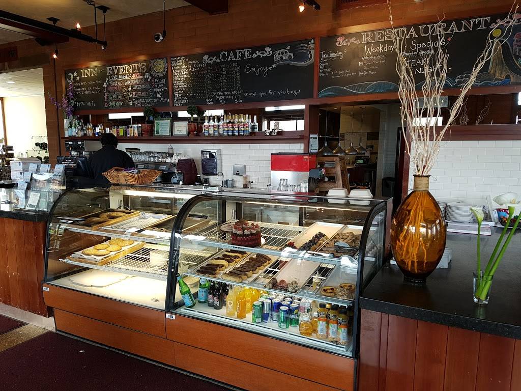 Davenport Roadhouse Restaurant and Inn | restaurant | 1 Davenport Ave, Davenport, CA 95017, USA | 8314268801 OR +1 831-426-8801