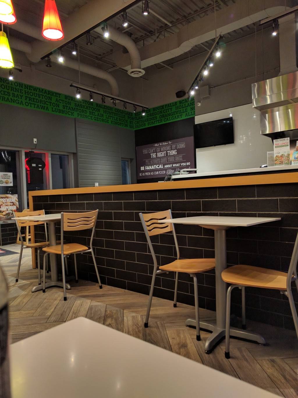 Pita Pit | restaurant | 3560 Lake Shore Blvd W, Etobicoke, ON M8W 1N6, Canada | 4162517482 OR +1 416-251-7482