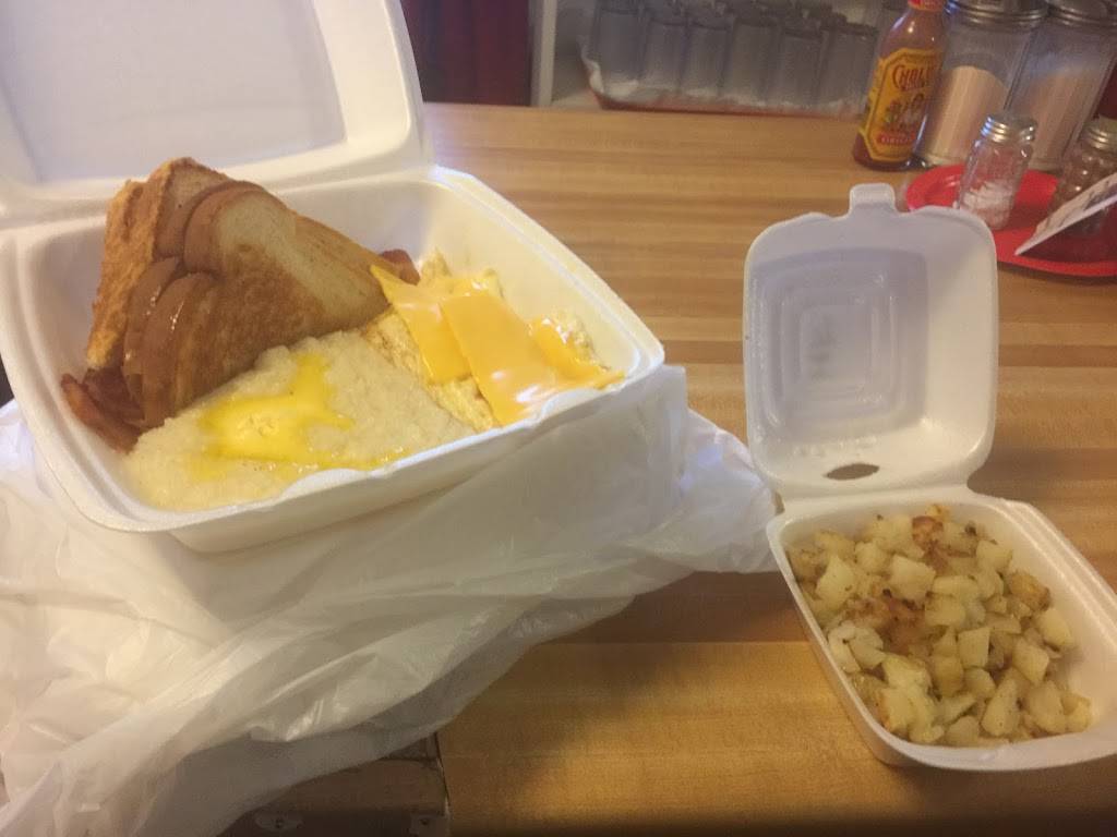 Browns Corner Restaurant | restaurant | 14511 Miles Ave, Cleveland, OH 44128, USA | 2167517867 OR +1 216-751-7867