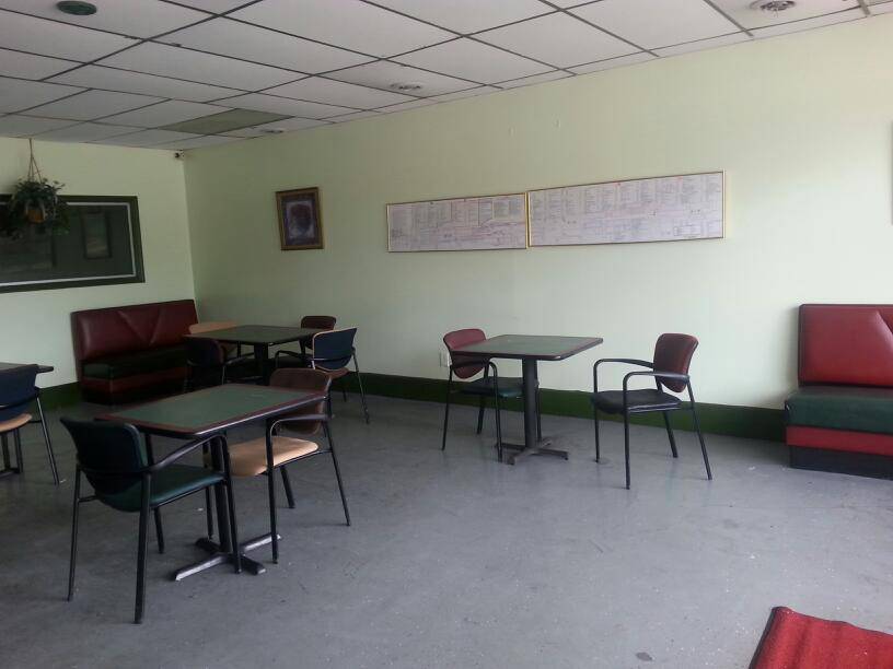 Marys Old Fashion Barbeque | restaurant | 1106 Jefferson St, Nashville, TN 37208, USA | 6152567696 OR +1 615-256-7696