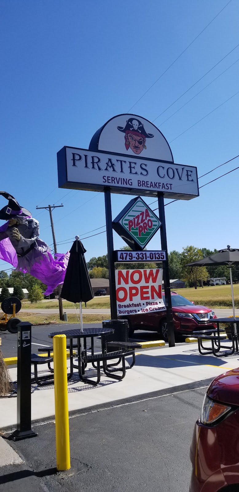 Pirates Cove / Pizza Pro | restaurant | 10186 Camp St, Dover, AR 72837, USA | 4793310135 OR +1 479-331-0135