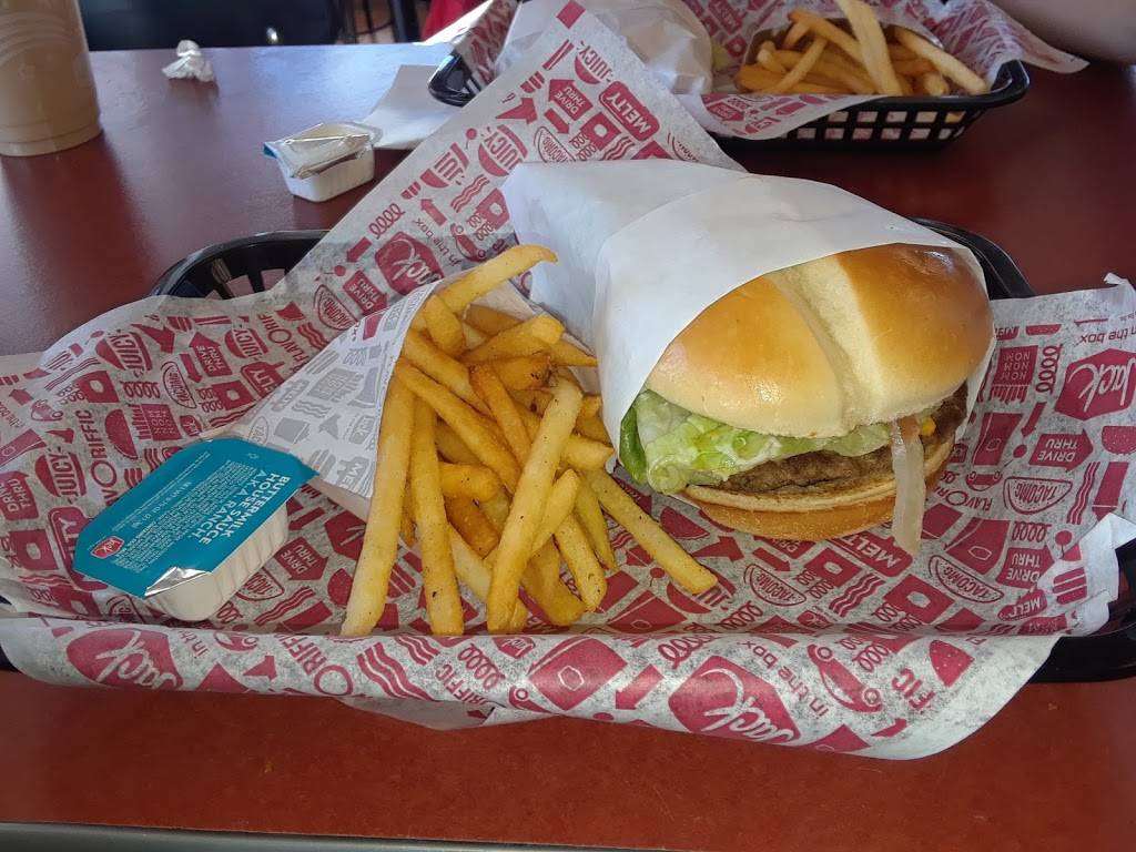 Jack in the Box | restaurant | 640 Ocean St, Santa Cruz, CA 95060, USA | 8314258964 OR +1 831-425-8964