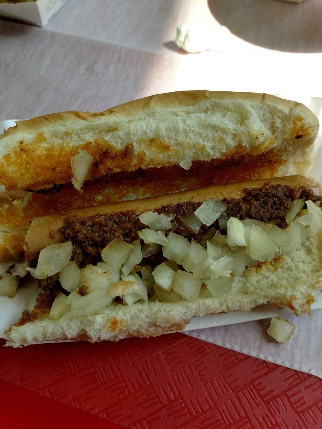 Jays Famous Hot Dogs | restaurant | 11748 Market St, North Lima, OH 44452, USA | 3305499145 OR +1 330-549-9145