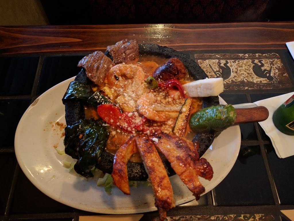 Agave Mexican Grill | restaurant | 250 Oak St, Bakersfield, CA 93304, USA | 6613224283 OR +1 661-322-4283