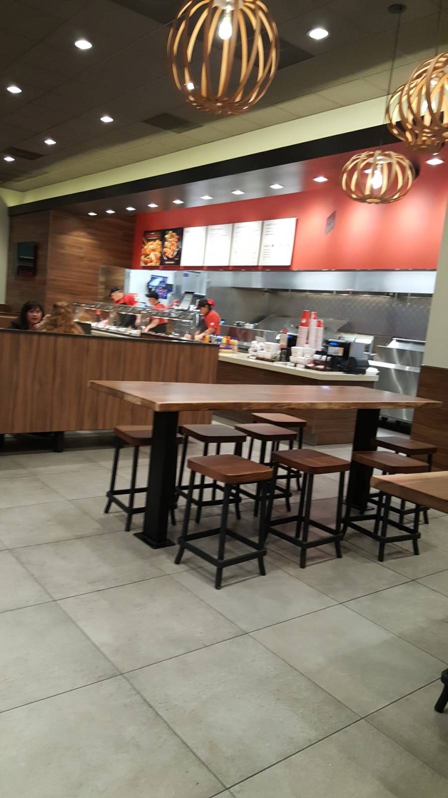 Panda Express | restaurant | 3714 39th Ave Dr, Moline, IL 61265, USA | 3097577627 OR +1 309-757-7627