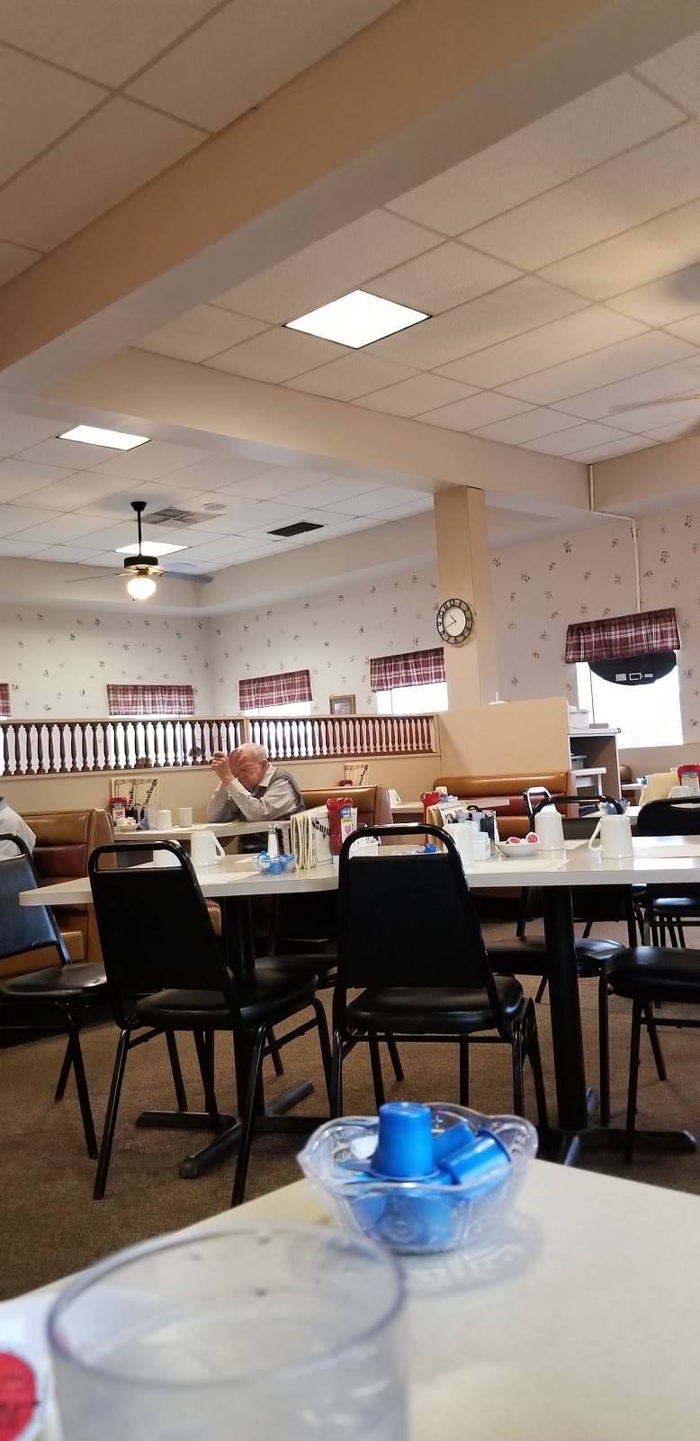 New Beginnings Restaurant | restaurant | 2722 Port Sheldon St, Jenison, MI 49428, USA | 6166698490 OR +1 616-669-8490