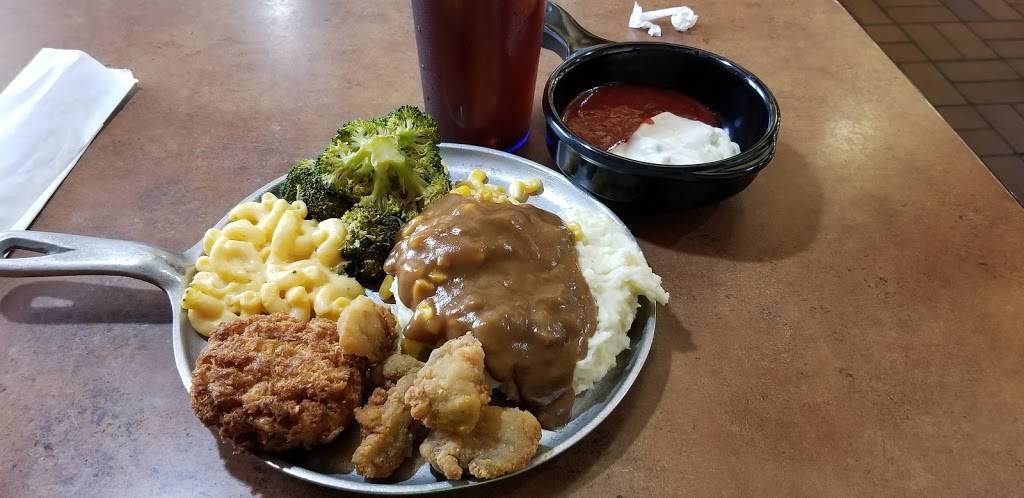 Iron Skillet Restaurant | restaurant | 301 SW 1st St, Oak Grove, MO 64075, USA | 8166255400 OR +1 816-625-5400