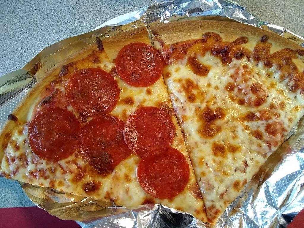 Captain Pizza & Roast Beef | meal takeaway | 3 Railroad Ave, Swampscott, MA 01907, USA | 7815931568 OR +1 781-593-1568