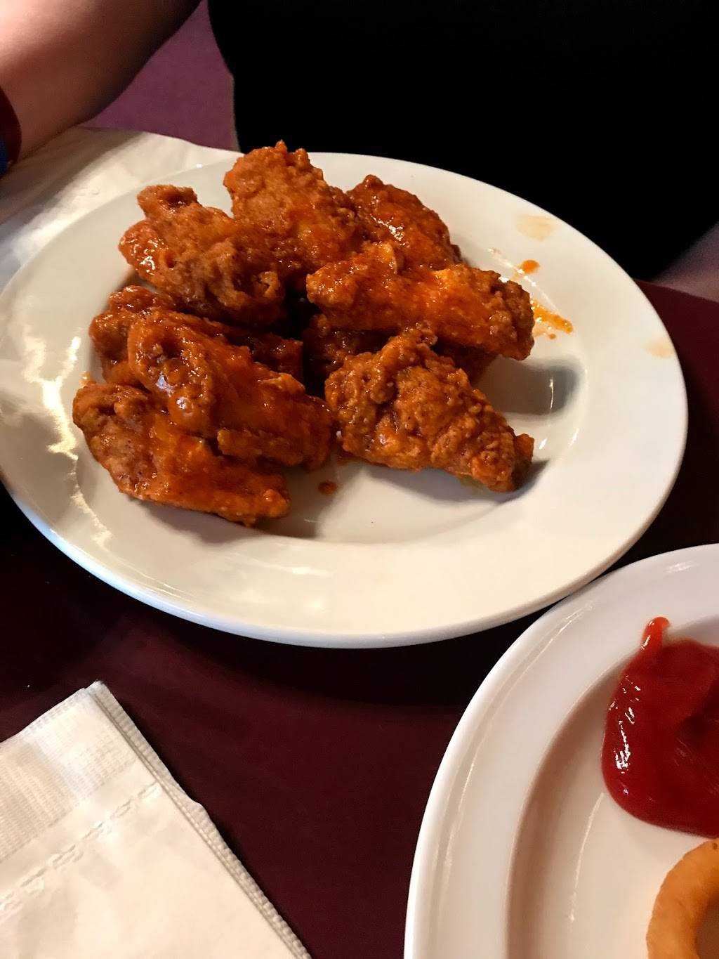 The Colonial Tavern | restaurant | 101 S County Dr, Waverly, VA 23890, USA | 8046760328 OR +1 804-676-0328